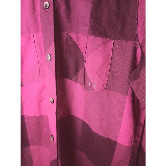 Under Armour Maroon Plaid Button Up Shirt Men's Size Small Collar pockets - Picture 2 of 5